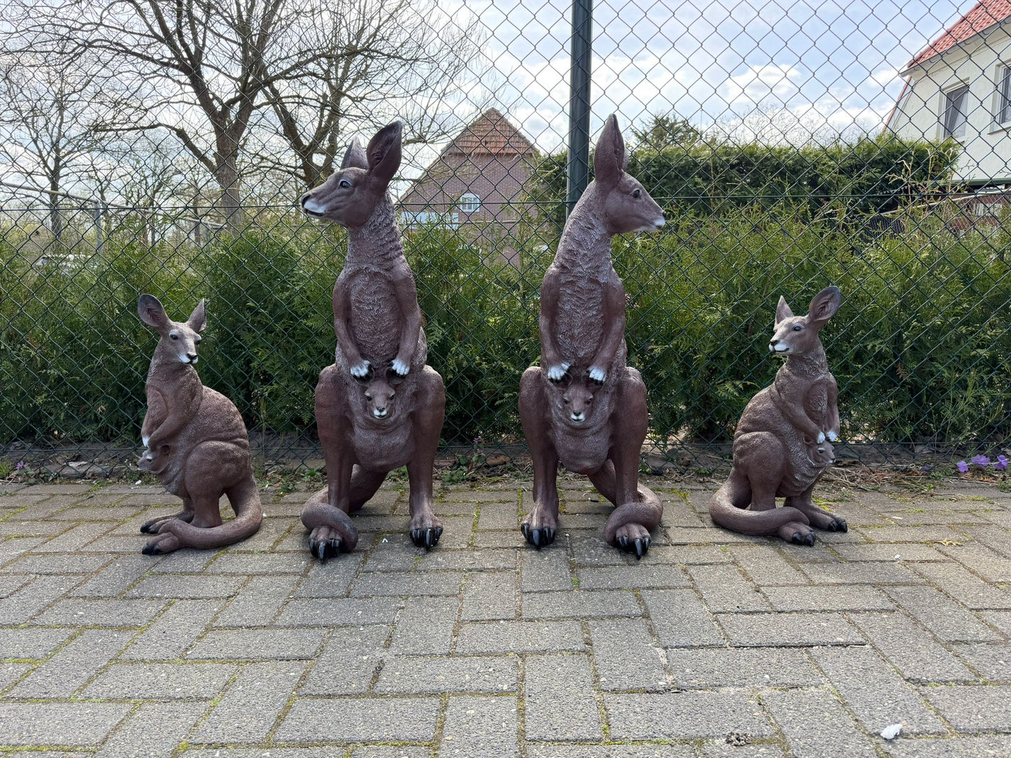 Kangoeroe - Wallaby - originele kleur - 90cm hoog - met baby