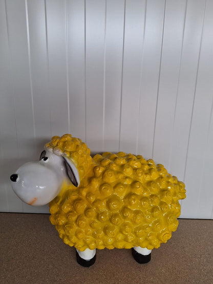 Bol schaapje in diverse kleuren (40cm lang)