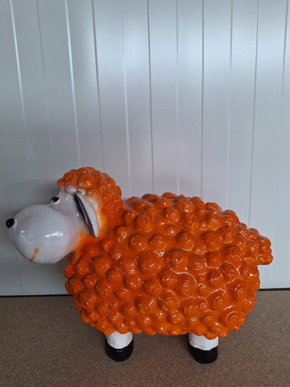 Bol schaapje in diverse kleuren (40cm lang)
