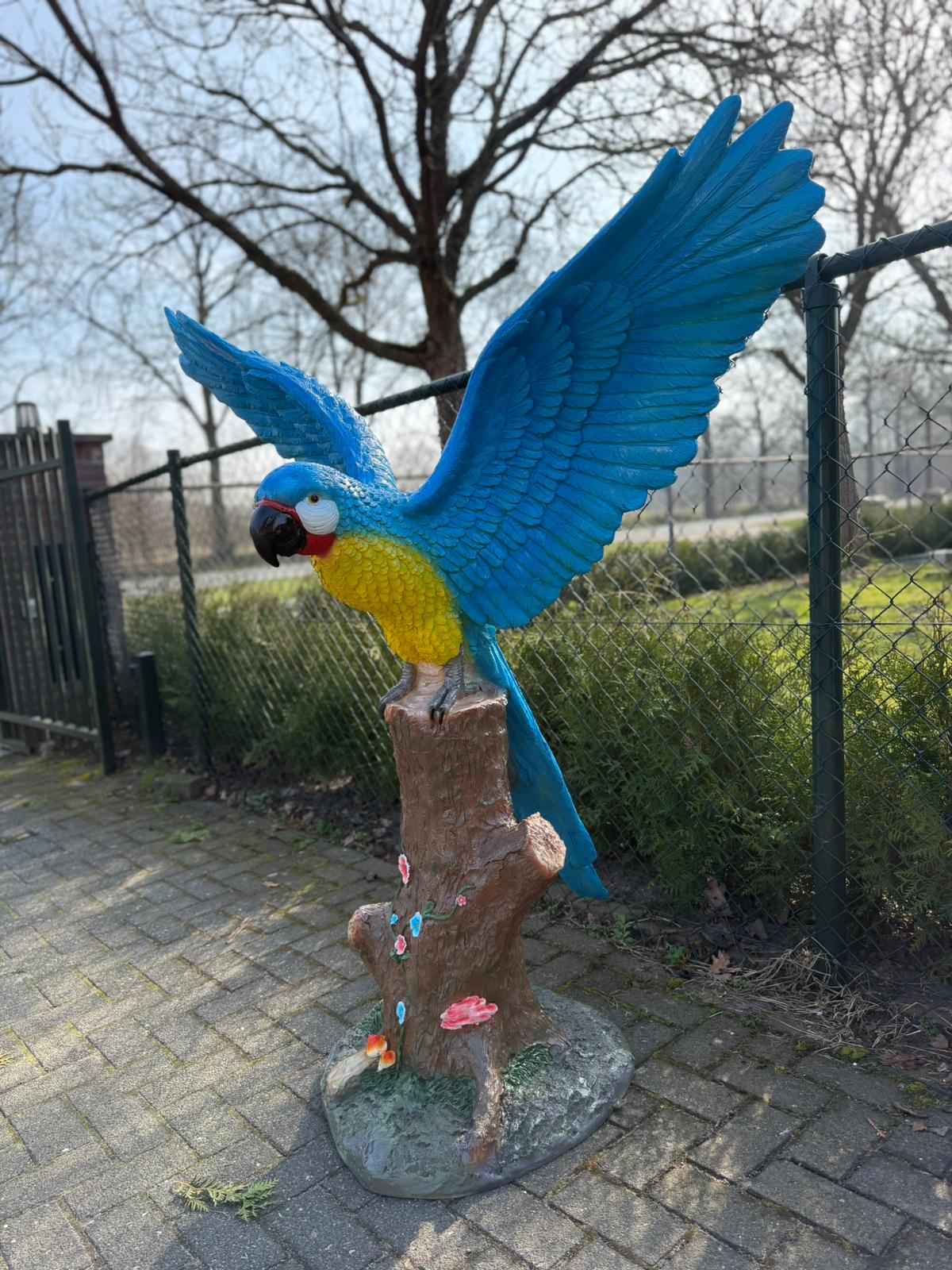 Papegaai -  Papegaaien - op boomstam - 160cm hoog - verschillende kleuren
