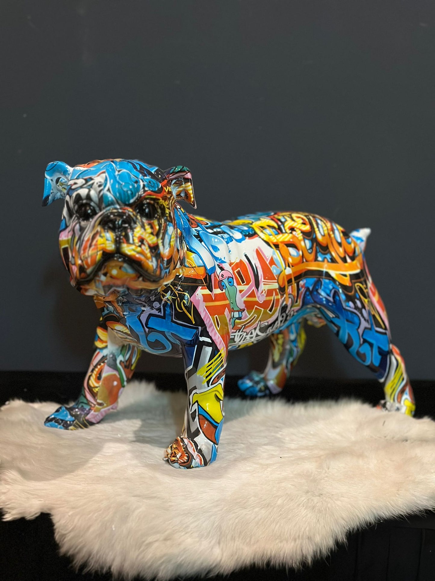 Street Art - Honden - Engelse Buldog - staand - kleur Graffiti - 40cm lang