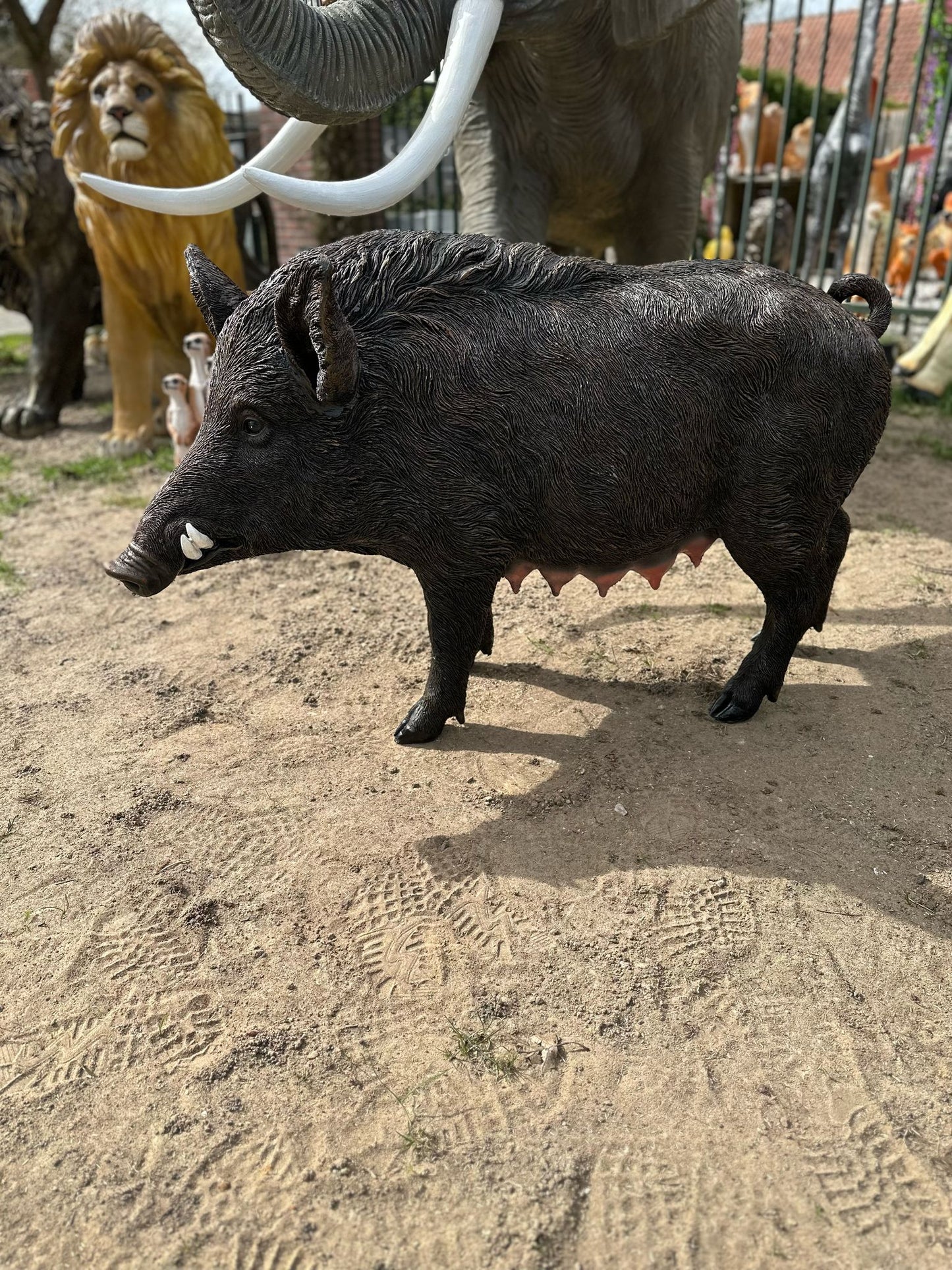 Zwijn - Everzwijn -Staande versie - XXXL - Bruin