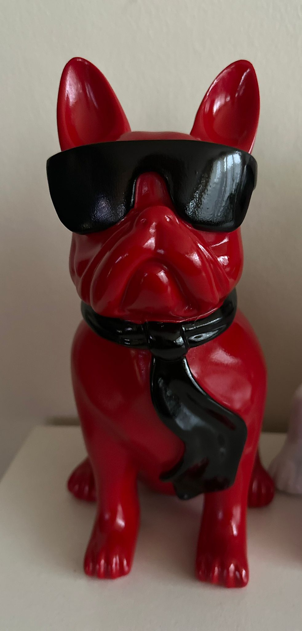 Franse Buldog met bril en stropdas (40cm)