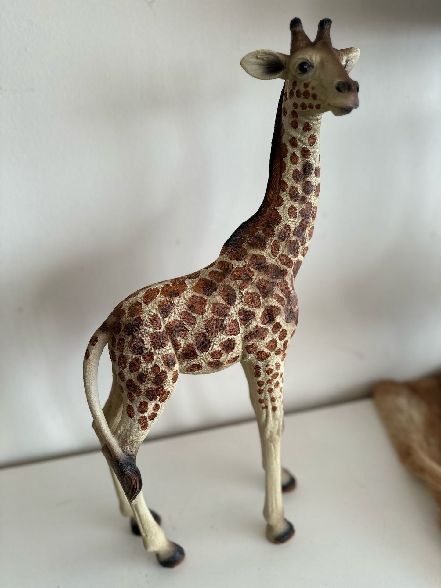 Giraf- staand - Mini Giraf- 55cm hoog - Originele kleur