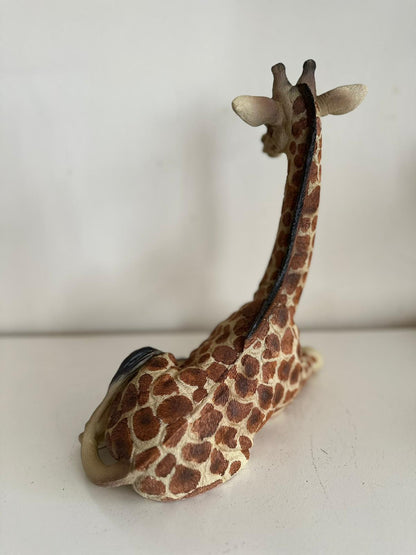 Giraf- Liggend - Mini Giraf- 35cm hoog - Originele kleur