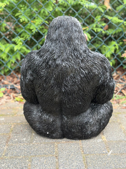 Nieuw model Gorilla lachend kijkend en zittend