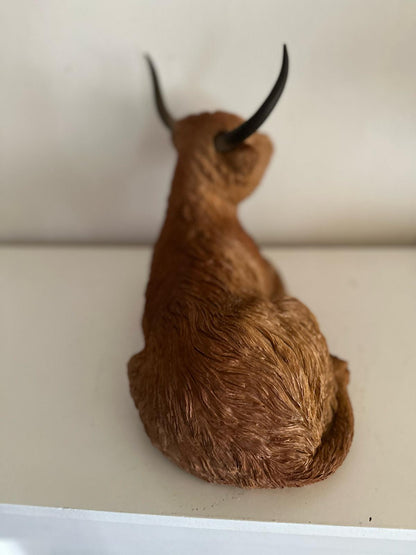 Hooglander koe met hoorns (liggend) 30cm hoog