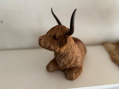 Hooglander koe met hoorns (liggend) 30cm hoog