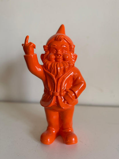 Kabouter - Kabouters - middelvinger - 34cm hoog - Diverse kleuren - gewaagd !