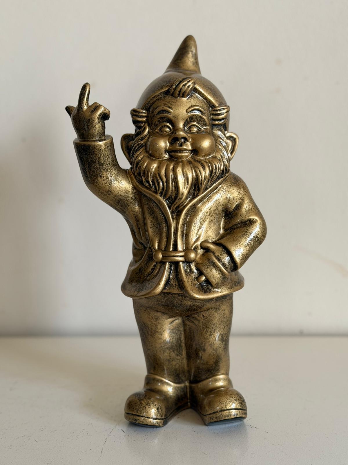 Kabouter - Kabouters - middelvinger - 34cm hoog - Diverse kleuren - gewaagd !