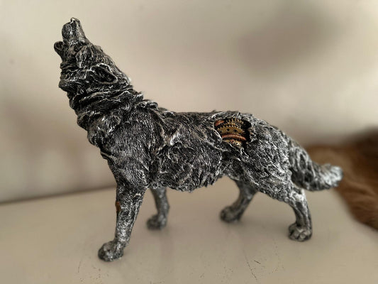 Steampunk Wolf - Huilende wolf - staand - 35cm lang