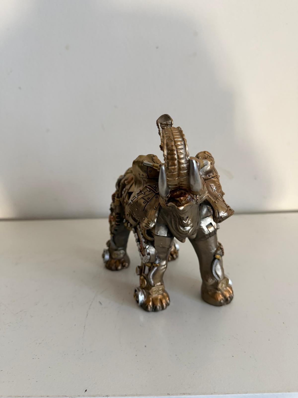 Steampunk - Dieren - Olifant- staand - 25cm hoog