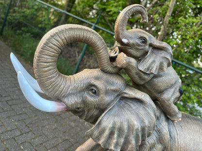 Olifant - Levensechte Olifant - met baby Olifant- 200cm lang - originele kleur.