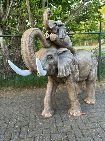 Olifant - Levensechte Olifant - met baby Olifant- 200cm lang - originele kleur.