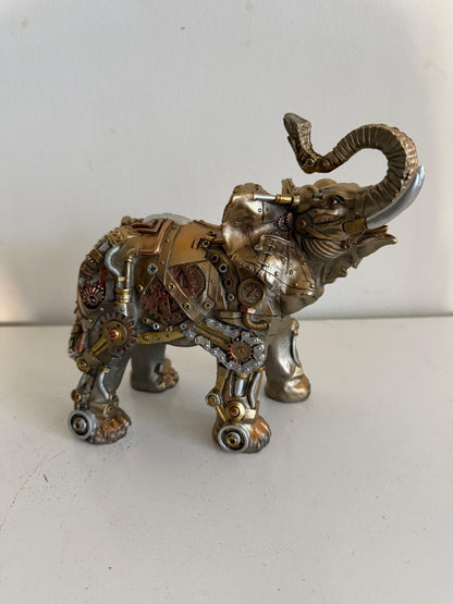 Steampunk - Dieren - Olifant- staand - 25cm hoog