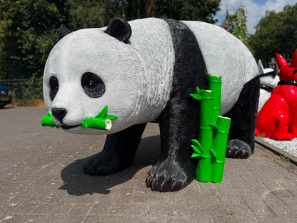 Staande reuze Panda (250cm lang en 130cm hoog)
