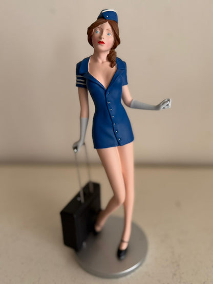 Beeldjes uit de Peter Mook collectie – Politie, Zuster of Stewardess