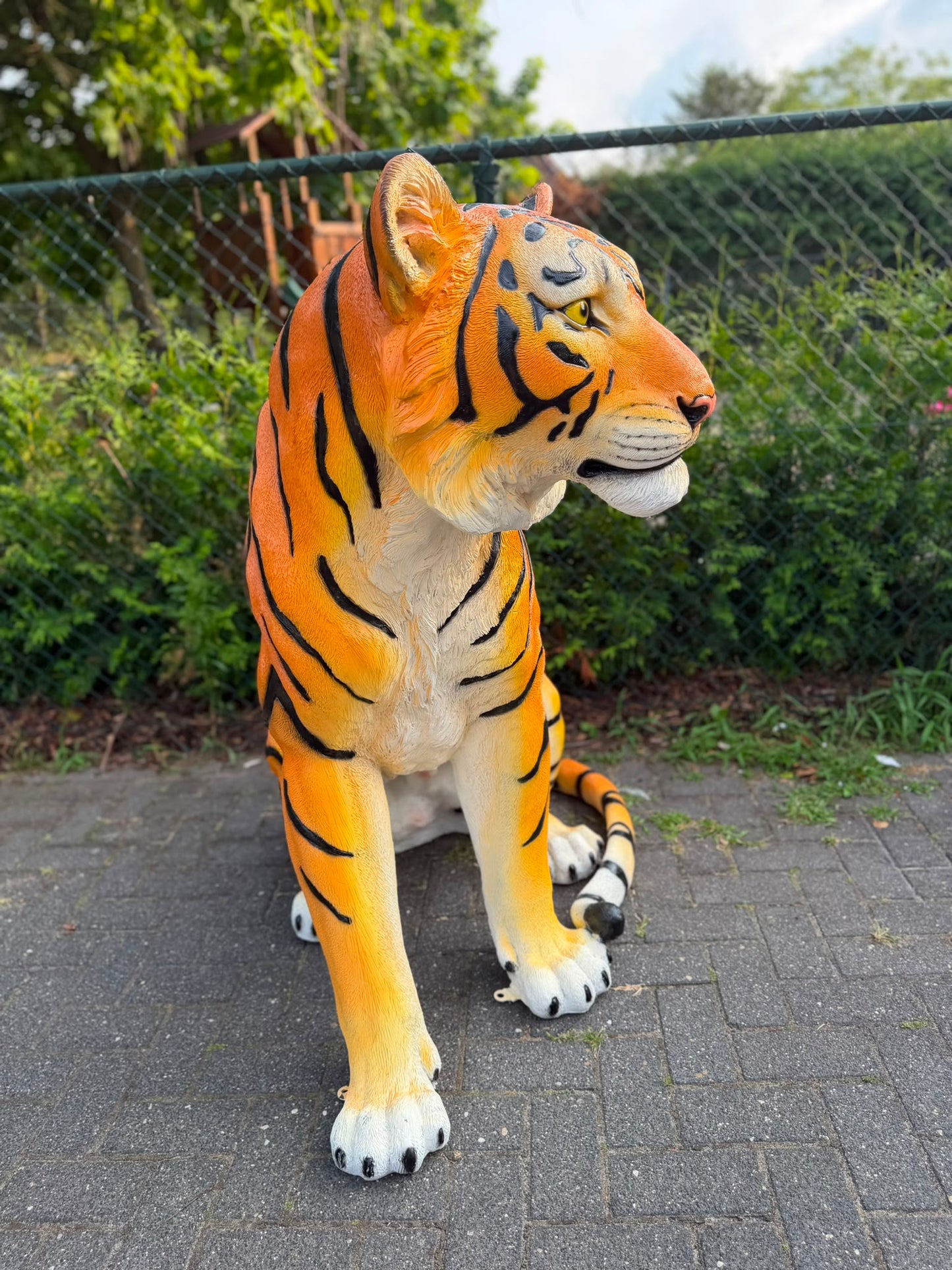 Imposante Tijger in wit of originele kleur (130cm hoog)