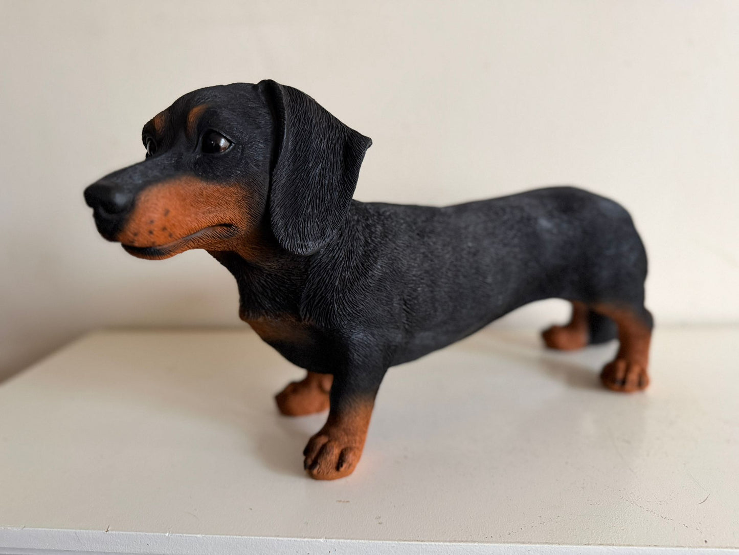 Teckel - Teckels - 50cm lang -Staand - Zwart