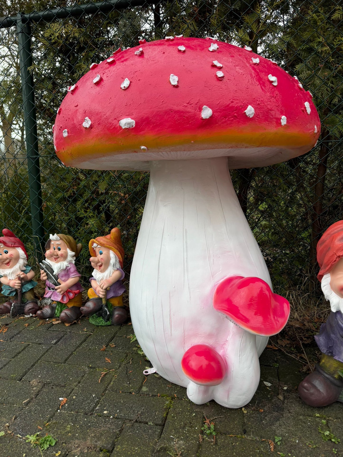 Paddenstoel - 110cm hoog - wit/rood -