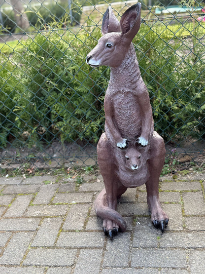 Kangoeroe - Wallaby - originele kleur - 90cm hoog - met baby